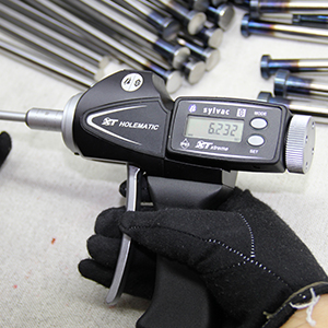 博潤模具設(shè)備展示