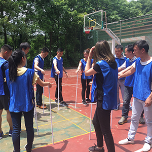 團隊?wèi)敉馔卣褂?xùn)練活動